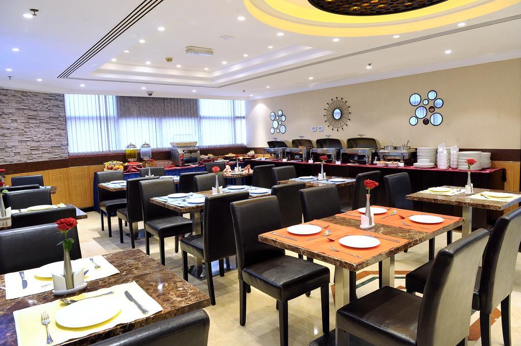 Signature Inn Al Riqqa Dubai Exteriör bild