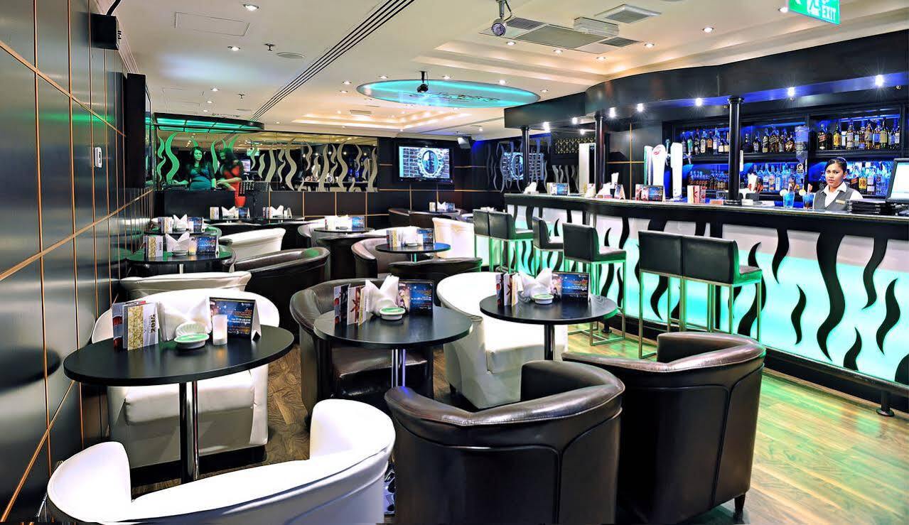 Signature Inn Al Riqqa Dubai Exteriör bild